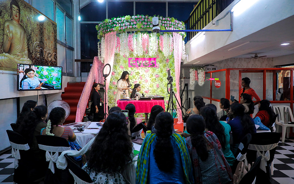 Eves Beauty Academy & Salon Coimbatore